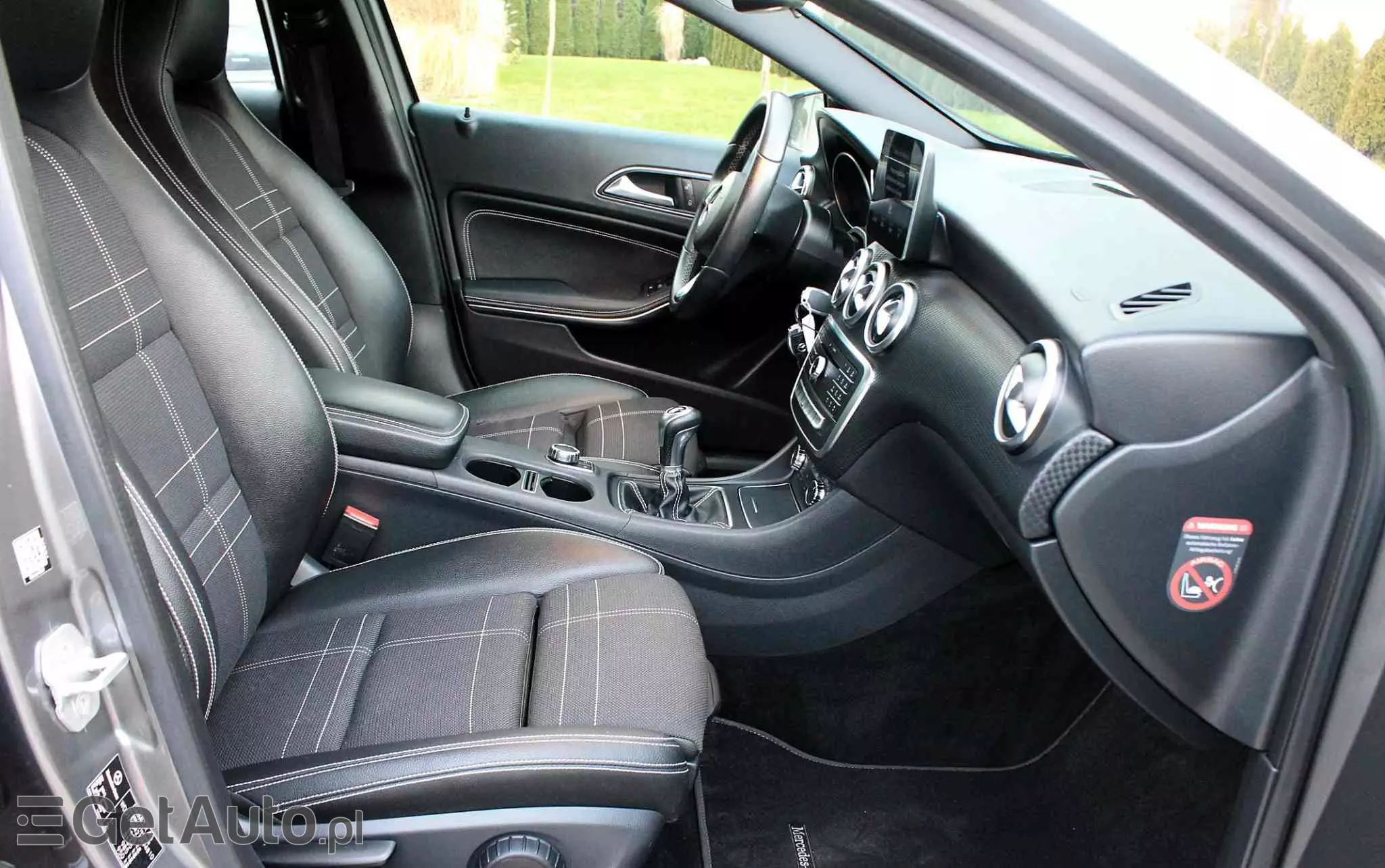 MERCEDES-BENZ Klasa A 180 (BlueEFFICIENCY) Urban