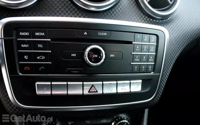 MERCEDES-BENZ Klasa A 180 (BlueEFFICIENCY) Urban