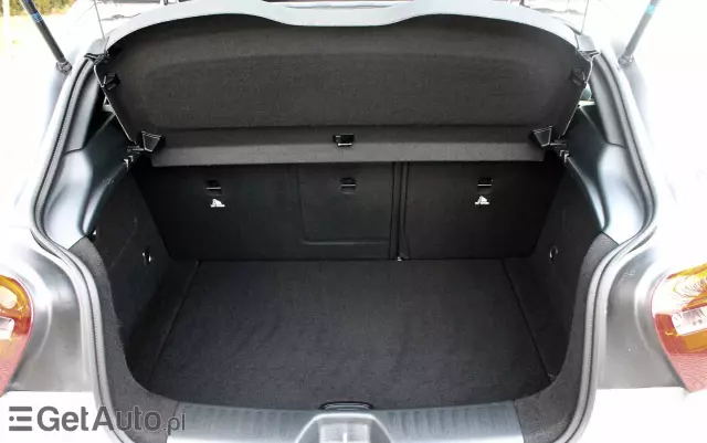 MERCEDES-BENZ Klasa A 180 (BlueEFFICIENCY) Urban