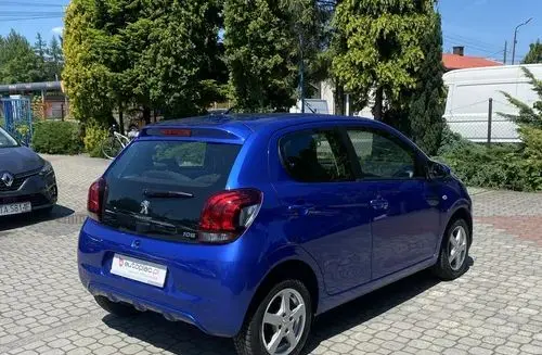 PEUGEOT 108 