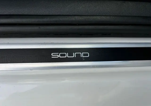 VOLKSWAGEN Up! 1.0 move