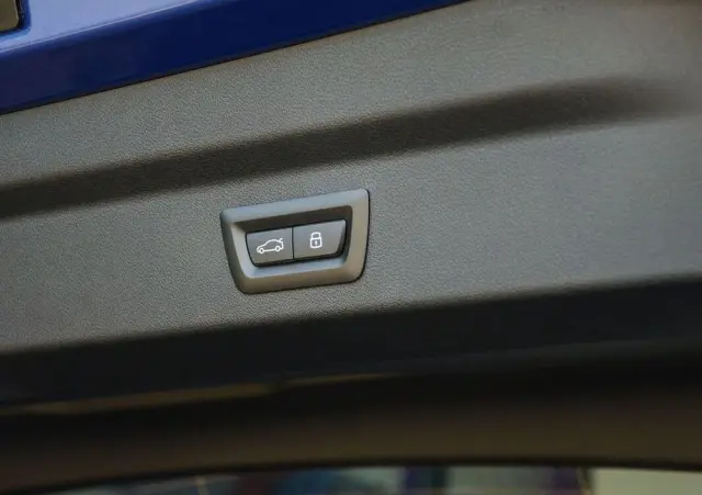 BMW IX2 XDrive30 66.5kWh M Sport