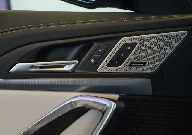 BMW IX2 XDrive30 66.5kWh M Sport