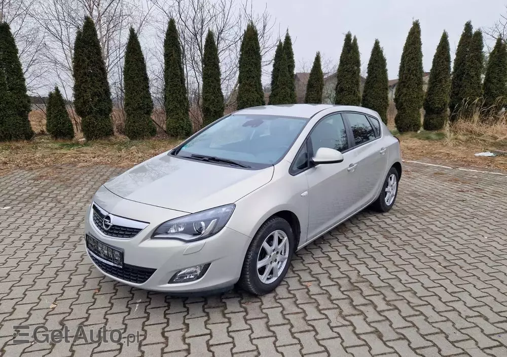 OPEL Astra 1.4 Selection