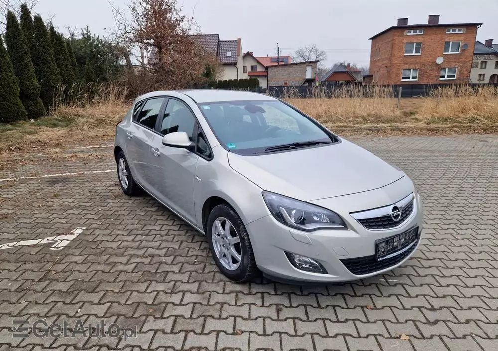 OPEL Astra 1.4 Selection