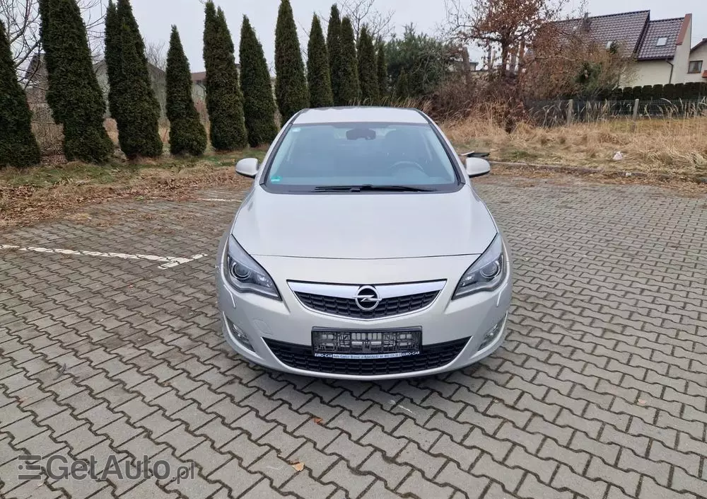 OPEL Astra 1.4 Selection