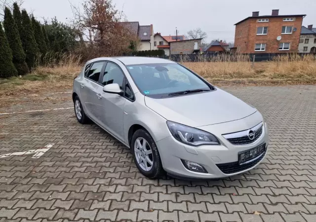 OPEL Astra 1.4 Selection