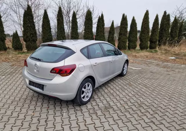 OPEL Astra 1.4 Selection