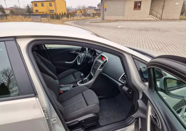 OPEL Astra 1.4 Selection