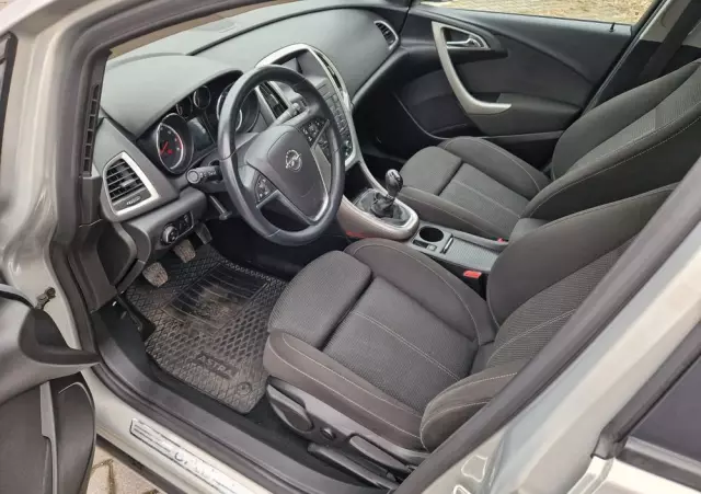 OPEL Astra 1.4 Selection
