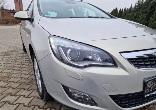OPEL Astra 1.4 Selection