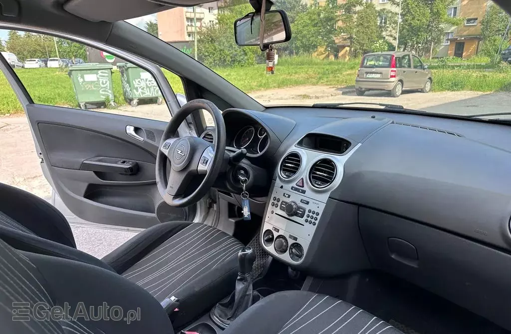 OPEL Corsa 