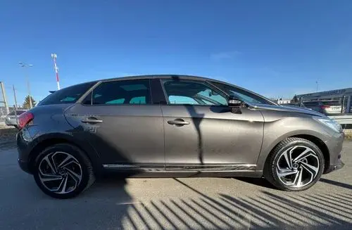 CITROEN DS5 