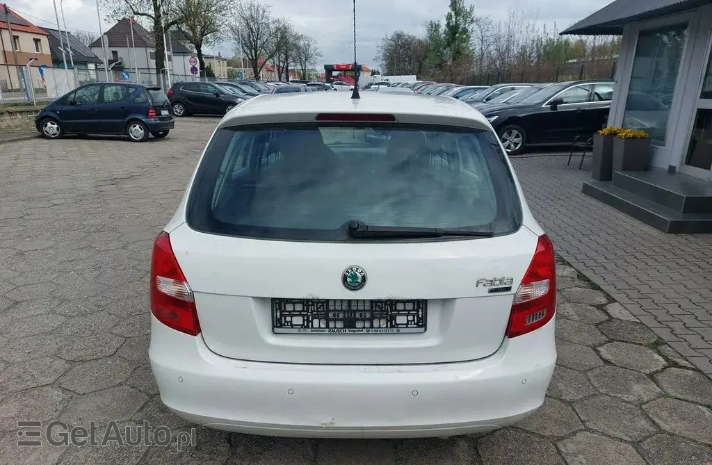 SKODA Fabia 