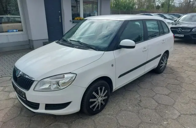 SKODA Fabia 