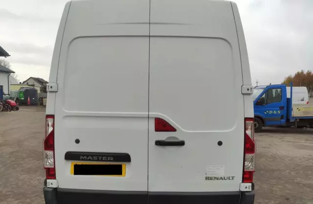 RENAULT Master 