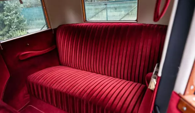 WILLYS KNIGHT OVERLAND MODEL 70 