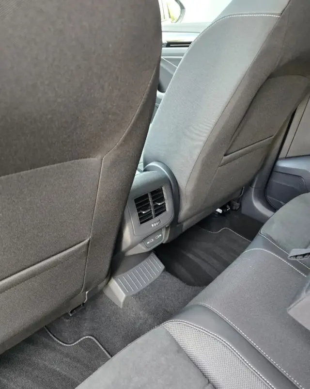 VOLKSWAGEN T-Roc 2.0 TDI SCR DSG R-Line