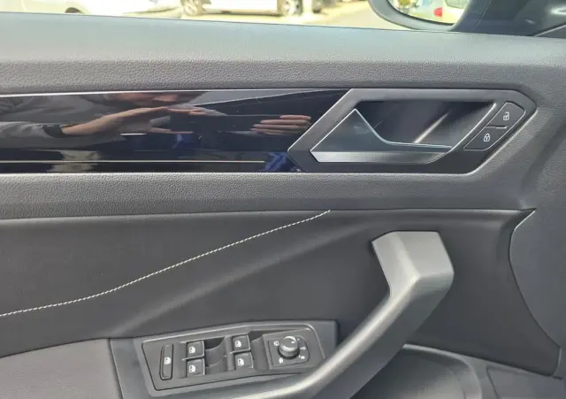 VOLKSWAGEN T-Roc 2.0 TDI SCR DSG R-Line