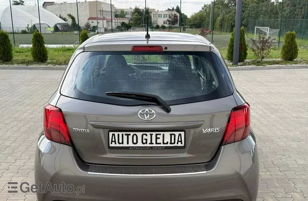 TOYOTA Yaris 