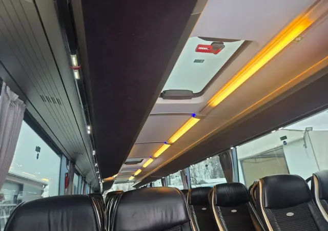 NEOPLAN CITYLINER/ SPROWADZONY / 55 MIEJSC/ 388 000 KM 