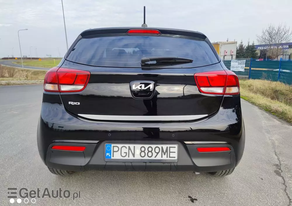 KIA Rio 1.0 T-GDI 100 Dream-Team Edition