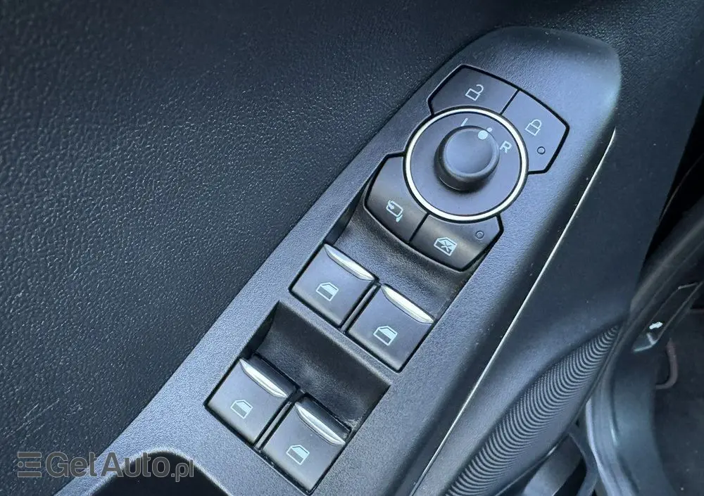 FORD Puma 1.0 EcoBoost Titanium X