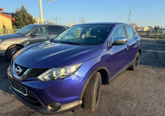 NISSAN Qashqai 1.6 Visia