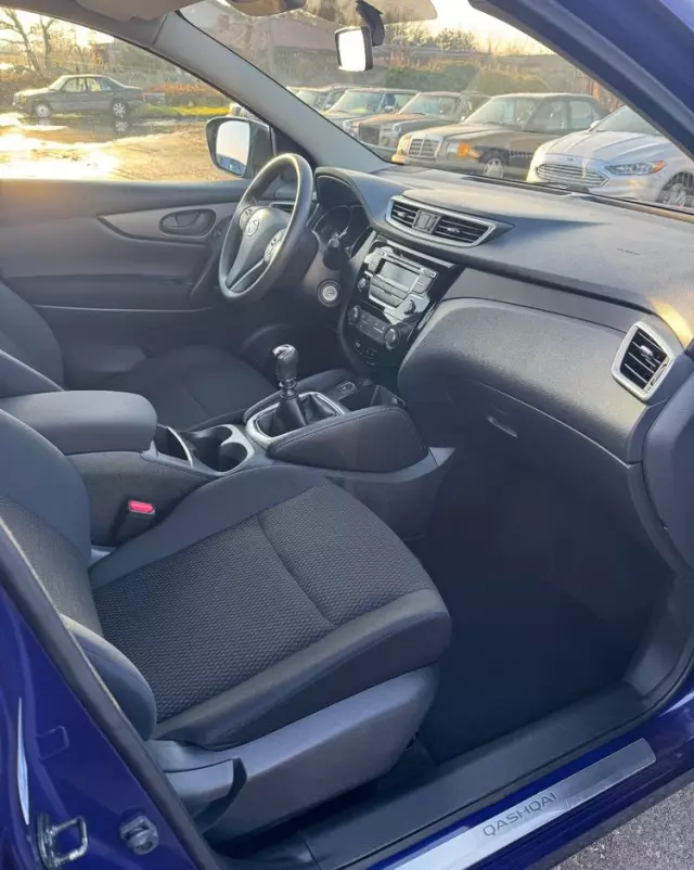 NISSAN Qashqai 1.6 Visia
