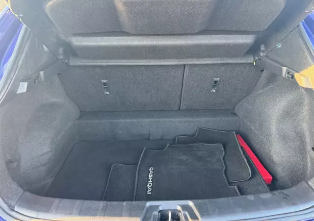 NISSAN Qashqai 1.6 Visia