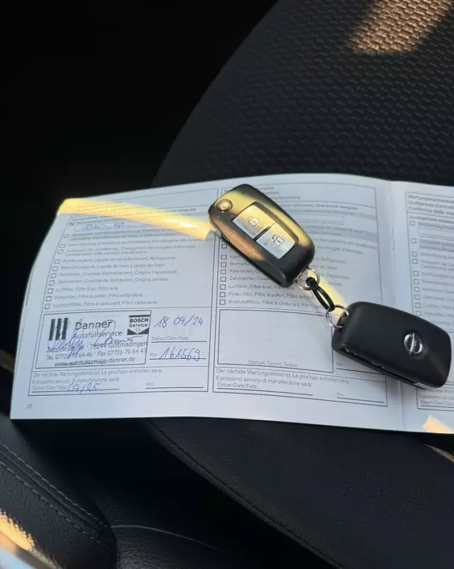 NISSAN Qashqai 1.6 Visia