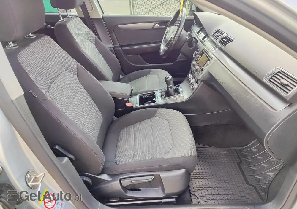 VOLKSWAGEN Passat 2.0 TDI Comfortline