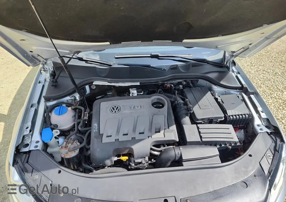 VOLKSWAGEN Passat 2.0 TDI Comfortline