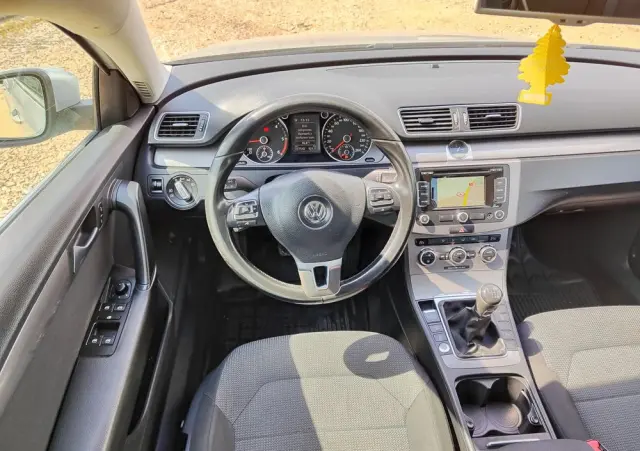 VOLKSWAGEN Passat 2.0 TDI Comfortline