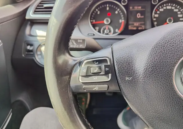 VOLKSWAGEN Passat 2.0 TDI Comfortline