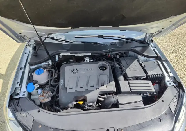 VOLKSWAGEN Passat 2.0 TDI Comfortline