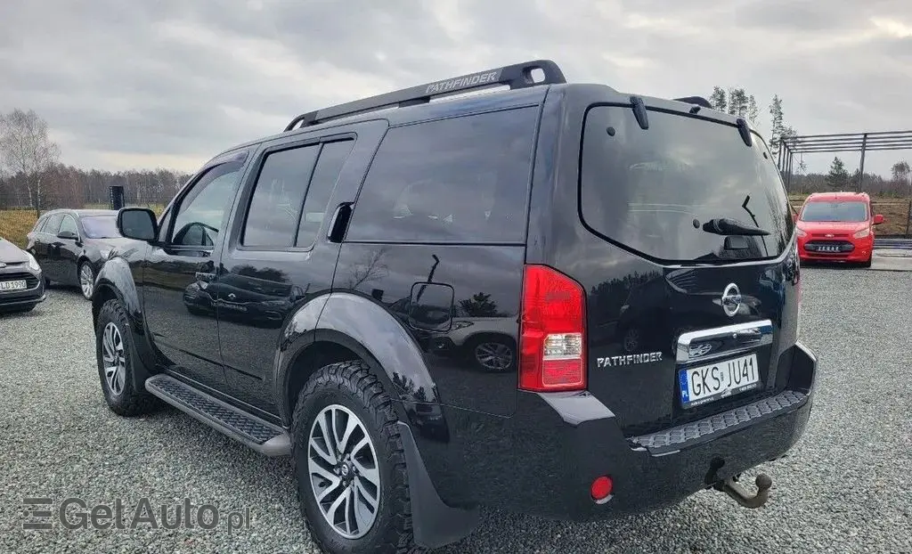 NISSAN Pathfinder 