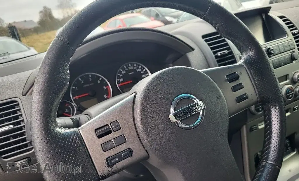 NISSAN Pathfinder 