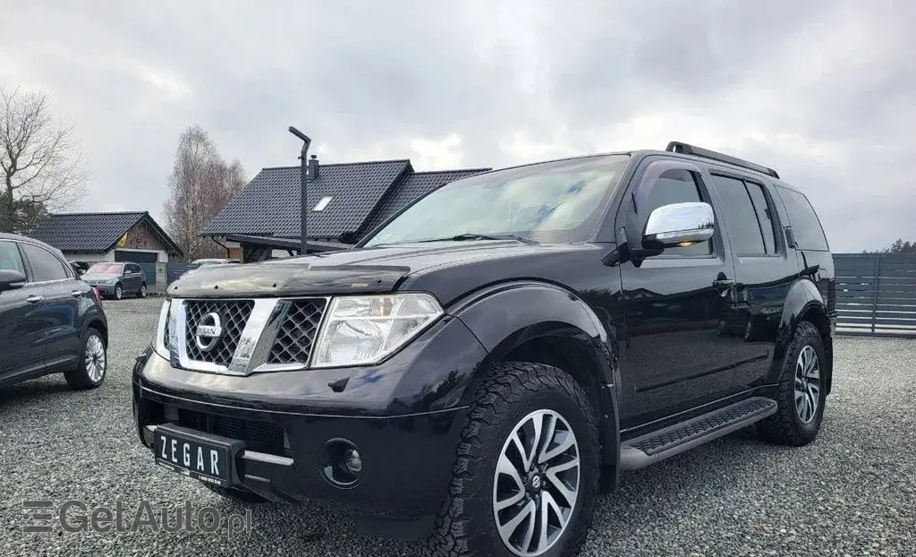 NISSAN Pathfinder 