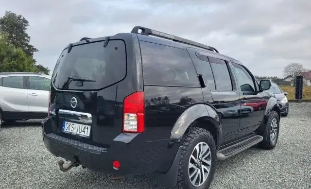NISSAN Pathfinder 