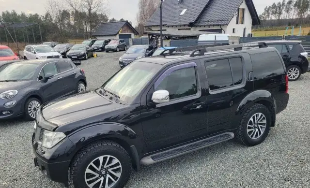 NISSAN Pathfinder 