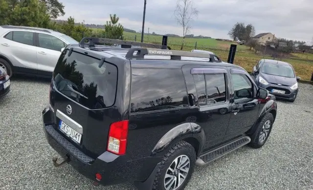 NISSAN Pathfinder 