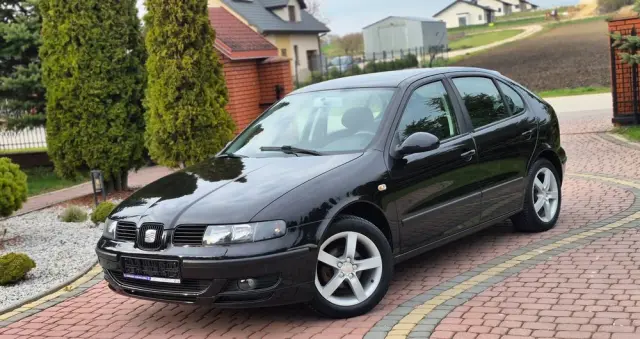 SEAT Leon 1.6 16V Signo