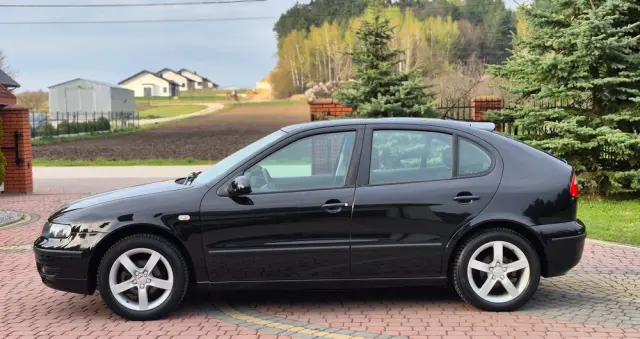 SEAT Leon 1.6 16V Signo