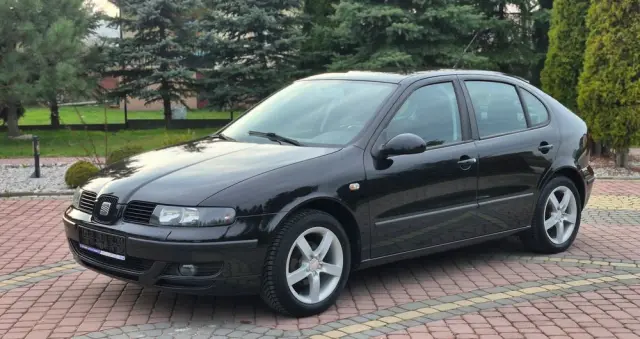 SEAT Leon 1.6 16V Signo