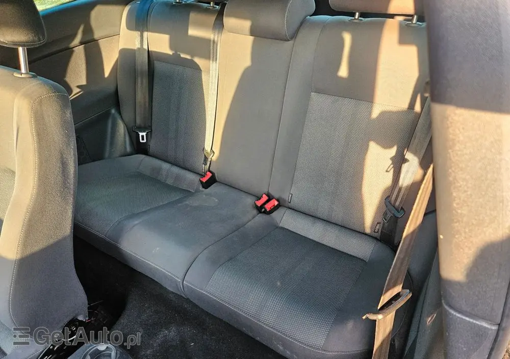 VOLKSWAGEN Polo 1.6 Goal