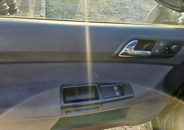 VOLKSWAGEN Polo 1.6 Goal