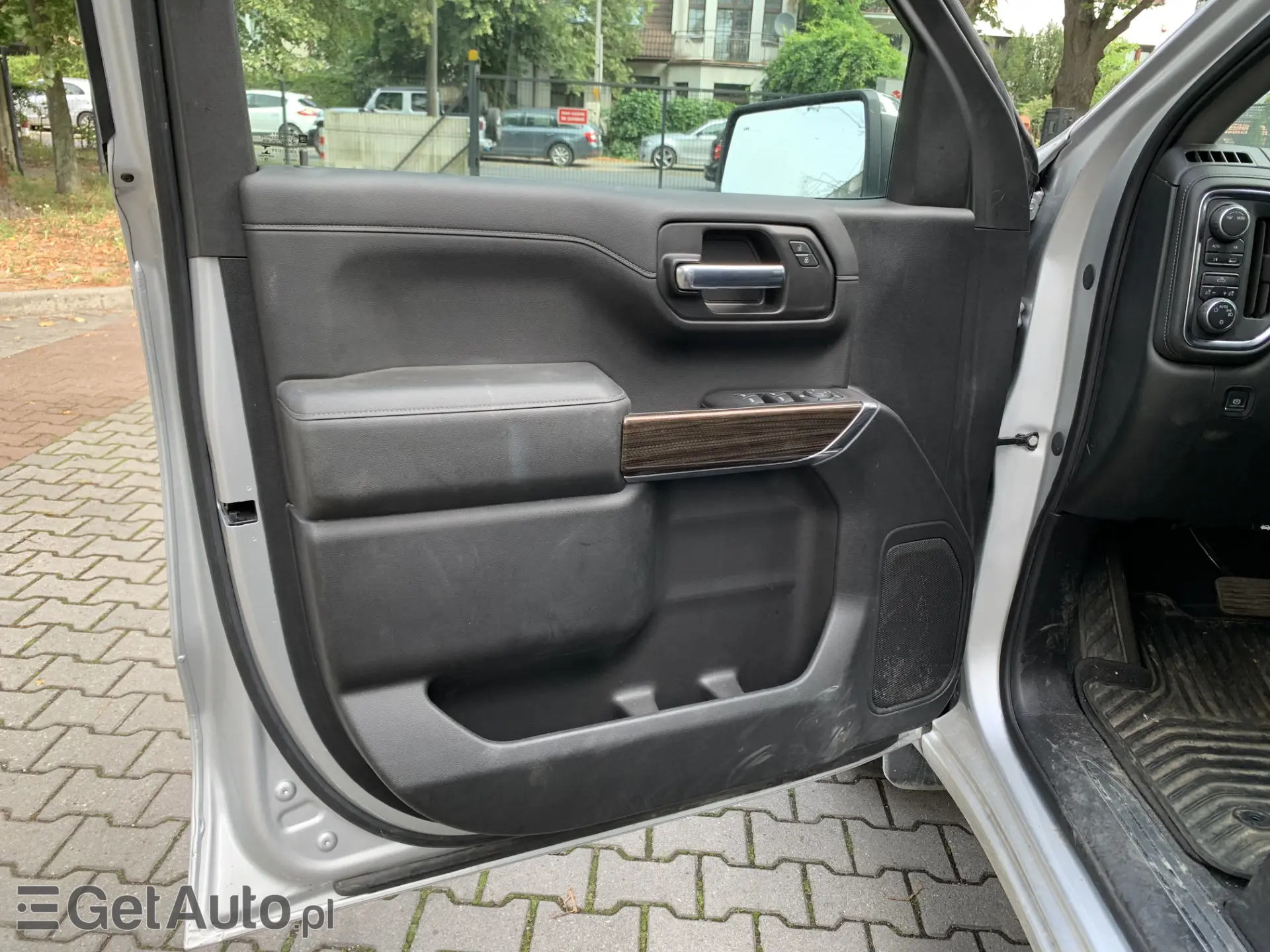 CHEVROLET SILVERADO 1500 LT 4X4 