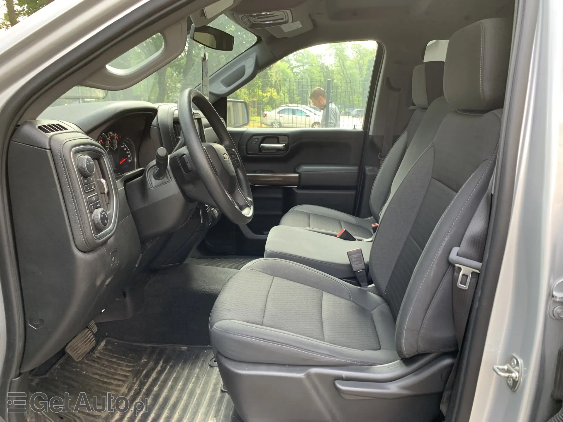CHEVROLET SILVERADO 1500 LT 4X4 
