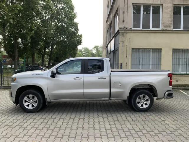 CHEVROLET SILVERADO 1500 LT 4X4 